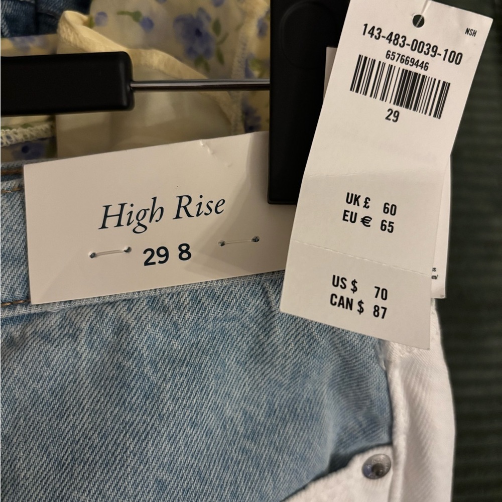 NWT Abercrombie & Fitch White and Blue Denim Mini High Rise Skirt size 8 - Picture 3 of 4